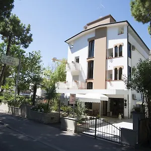 hotel-san-domenico-cervia.emilia-romagnahotels.net/